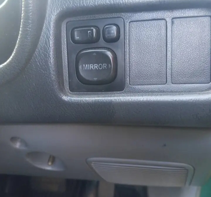 Toyota Starlet 1998 - பயன்படுத்தப்பட்டது கார் sale in Sri Lanka - patpat.lk