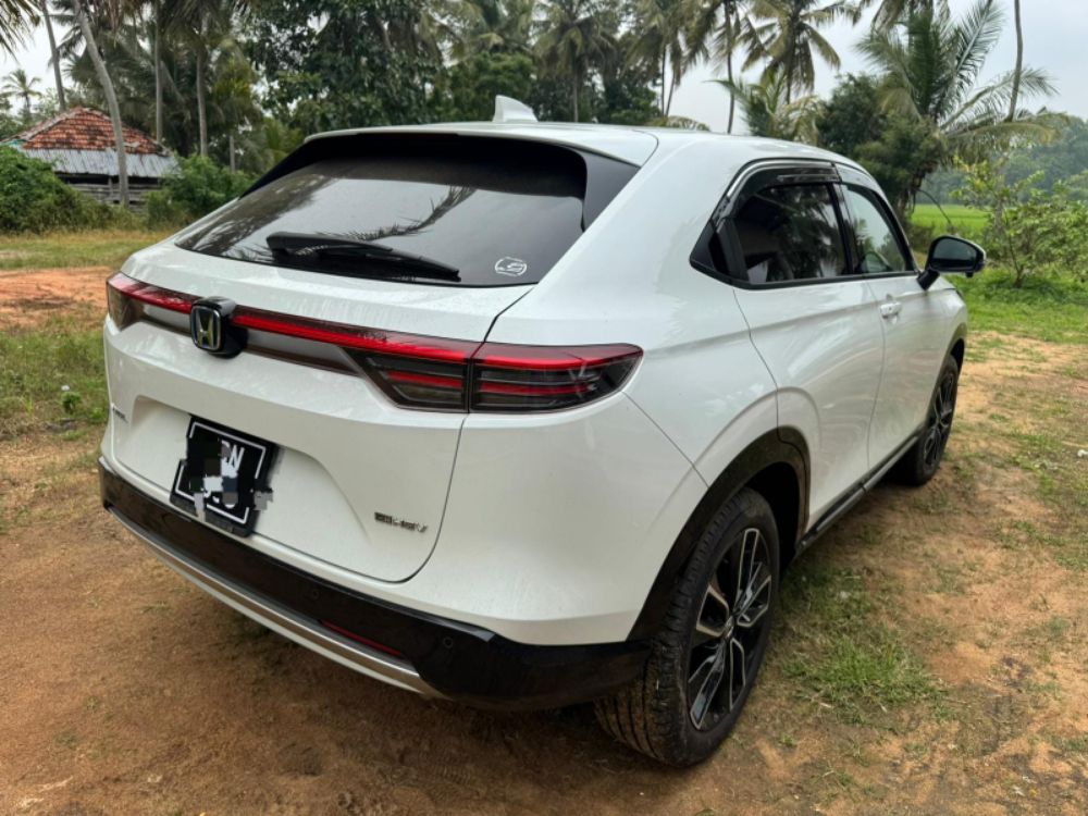 Honda Vezel 2025 - Reconditioned SUV sale in Sri Lanka - patpat.lk