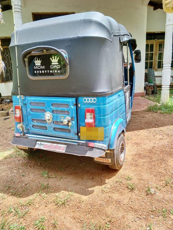 Bajaj 2 stroke 2009 - නැවත සකස් කල ත්‍රිරෝද රථය sale in Sri Lanka - patpat.lk