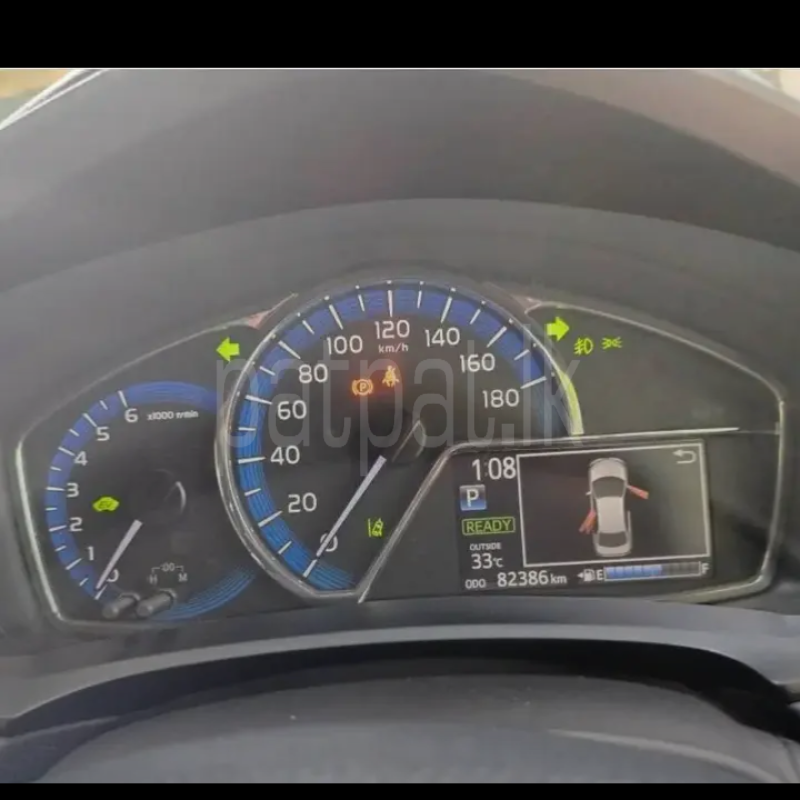 Toyota Axio 2017 - பயன்படுத்தப்பட்டது கார் sale in Sri Lanka - patpat.lk