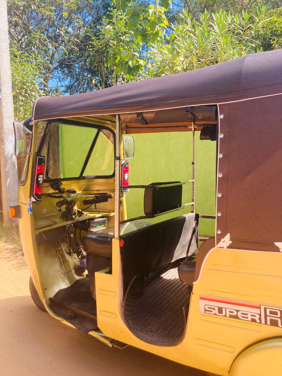 Bajaj 2 stroke 2006 - பயன்படுத்தப்பட்டது முச்சக்கர வண்டி sale in Sri Lanka - patpat.lk