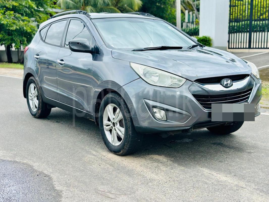 Hyundai Tucsone 2011 - Used SUV sale in Sri Lanka - patpat.lk