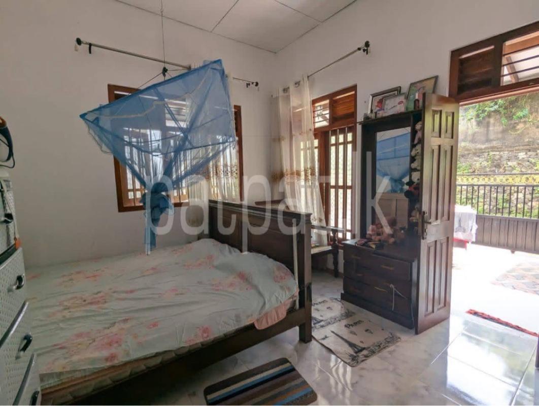 House for Sale in Hanwella