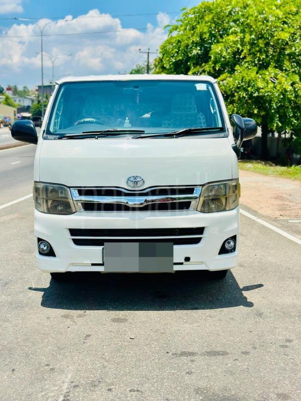Toyota Hiace 2013 - Used Van sale in Sri Lanka - patpat.lk
