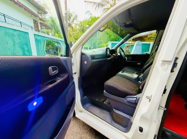 Advertisement image 5