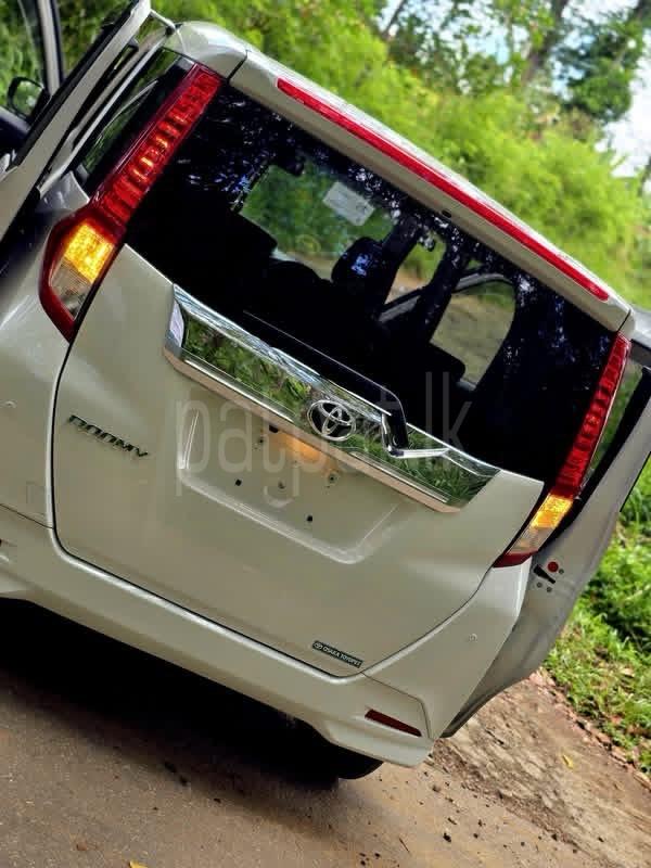 Toyota Roomy 2024 - சான்றளிக்கப்பட்டது வேன் sale in Sri Lanka - patpat.lk