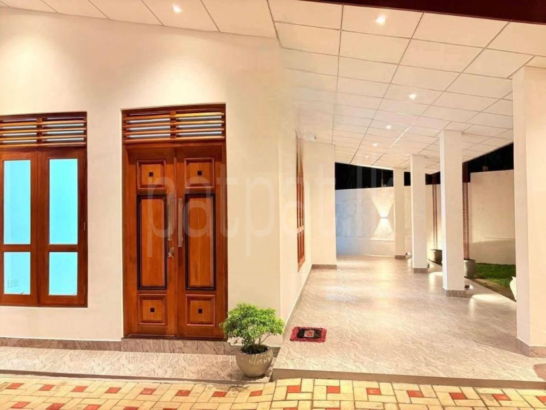 premium-listing-image