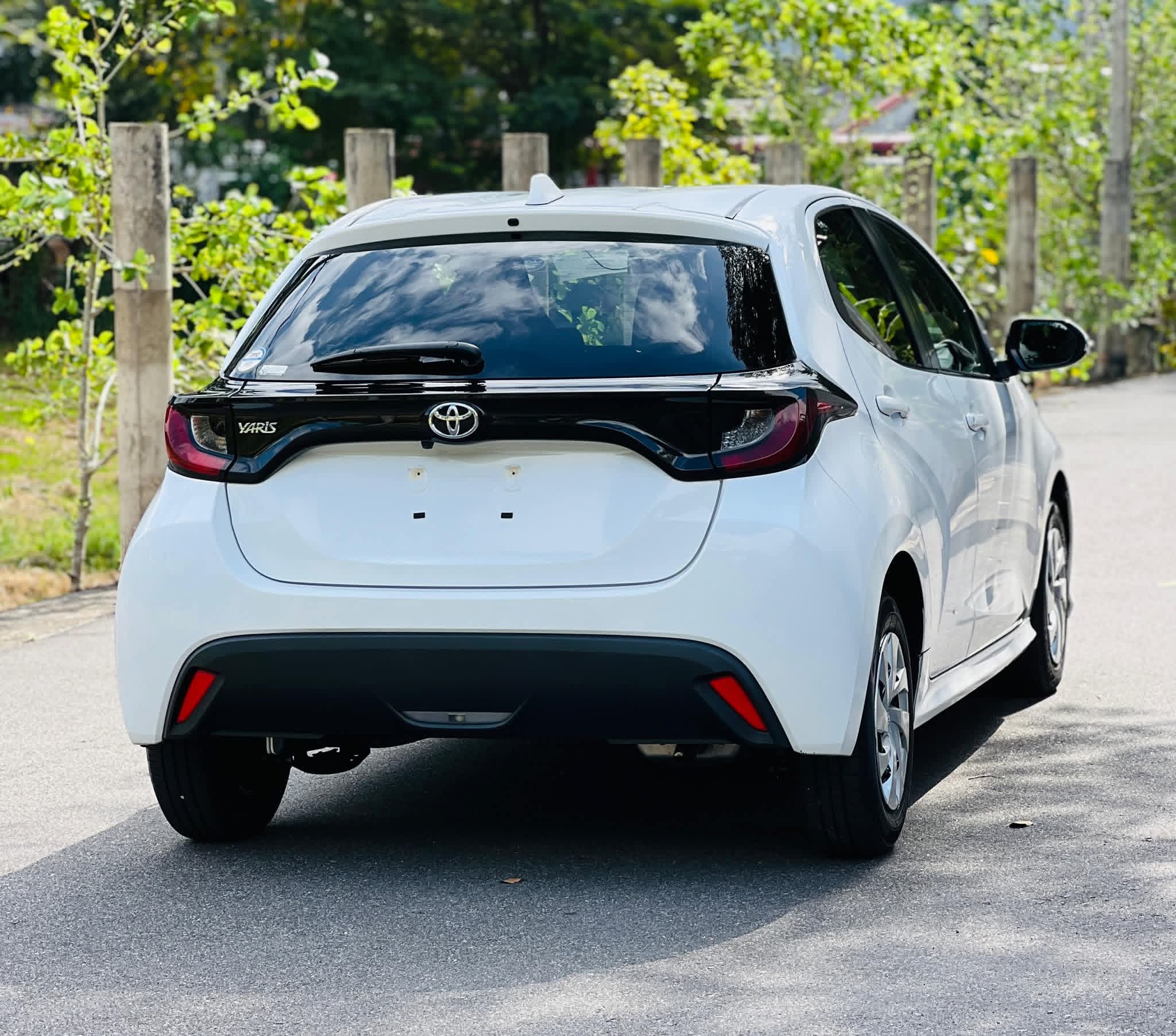 Toyota Yaris 2023 - අලුත් කාර් sale in Sri Lanka - patpat.lk