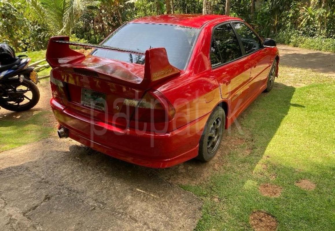 Mitsubishi Lancer 1998 - பயன்படுத்தப்பட்டது கார் sale in Sri Lanka - patpat.lk
