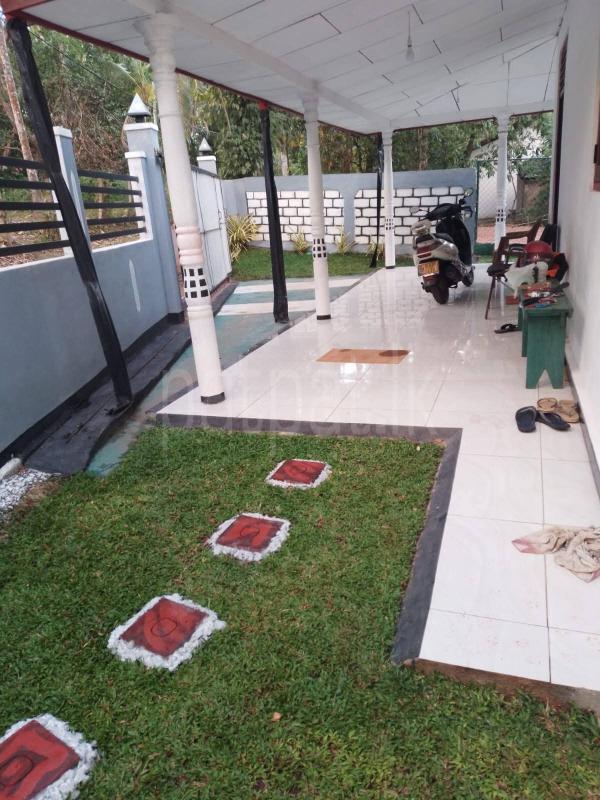 House for Sale in Minuwangoda