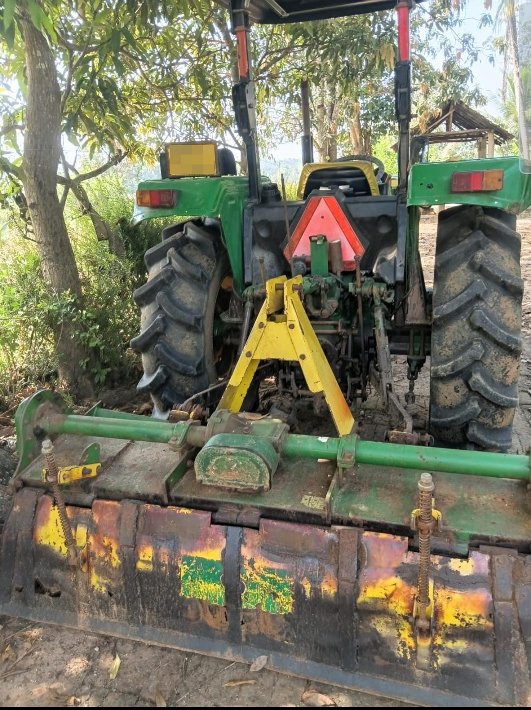 John Deere Tractor 2016 - பயன்படுத்தப்பட்டது நிலம் sale in Sri Lanka - patpat.lk