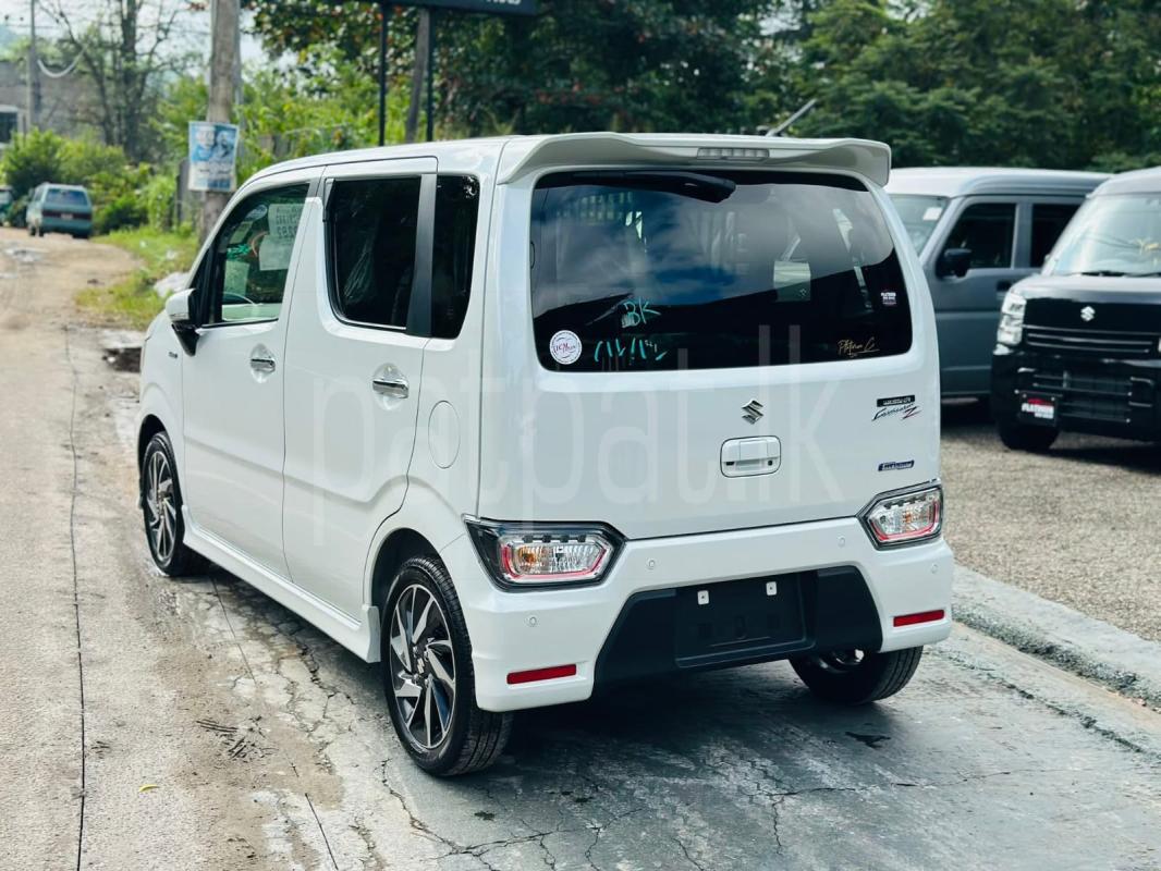 Advertisement image 3