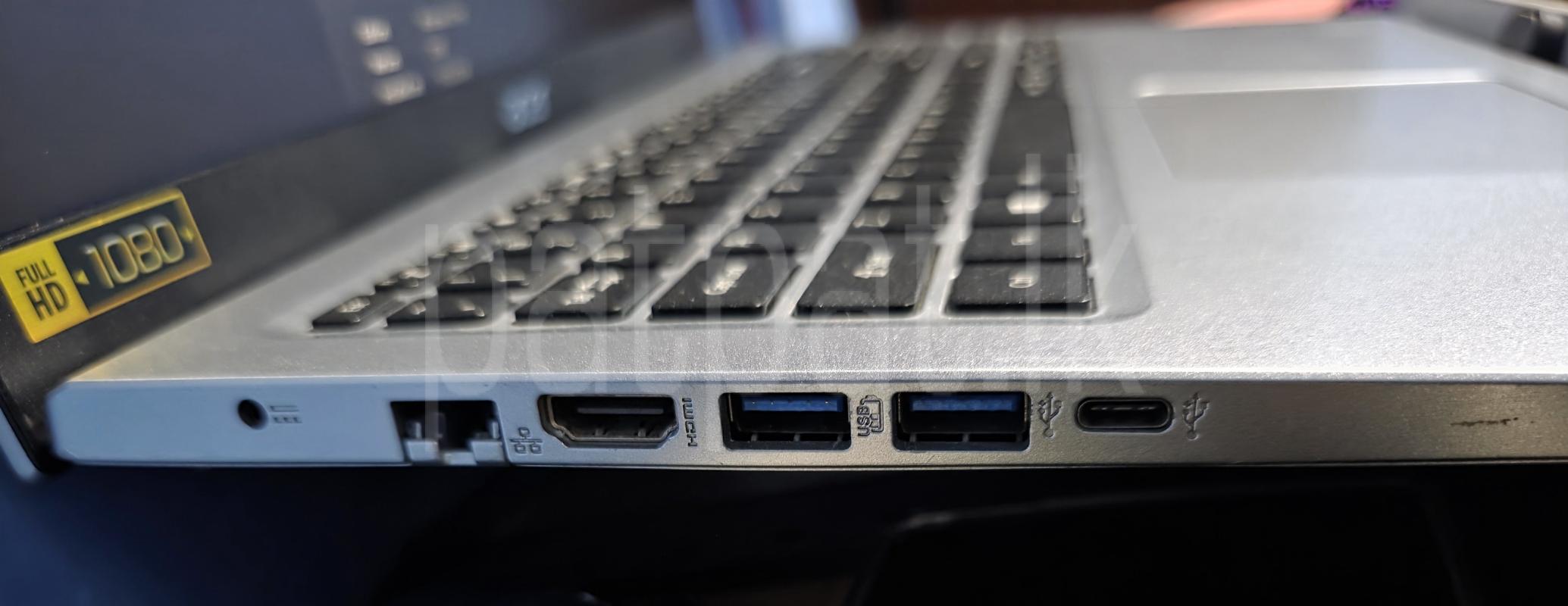 Acer aspire A15