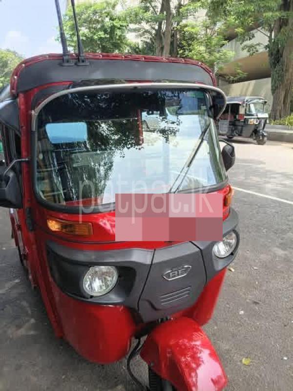 Bajaj 4 stroke 2020 - Used Three wheeler sale in Sri Lanka - patpat.lk