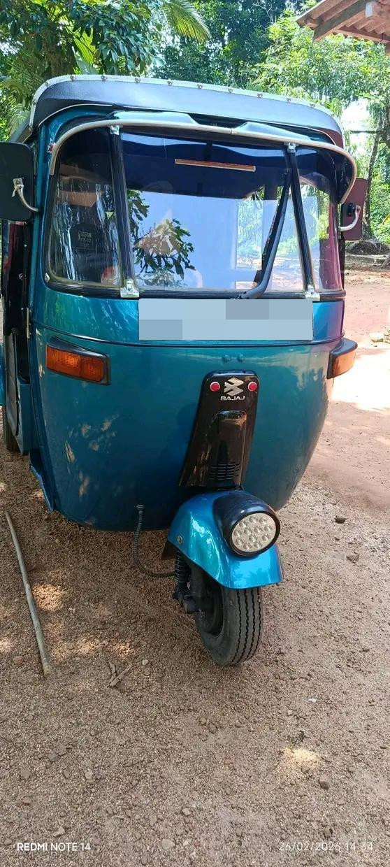 Bajaj Three Wheel 2006 - பயன்படுத்தப்பட்டது முச்சக்கர வண்டி sale in Sri Lanka - patpat.lk