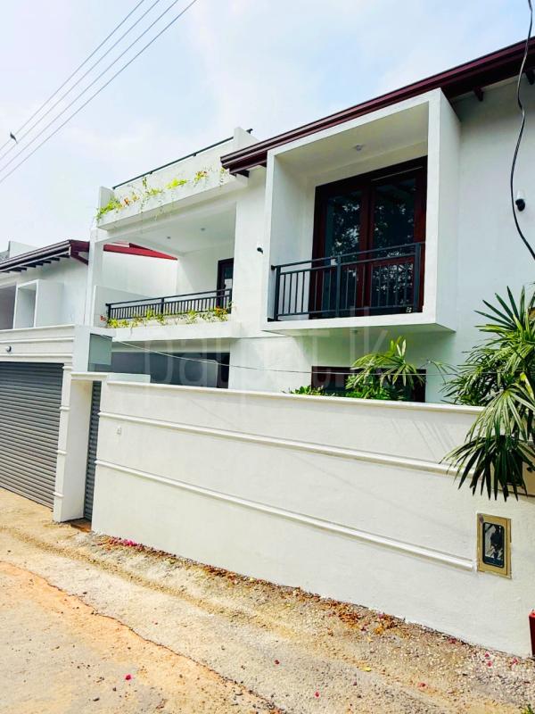 House for Sale in Malabe ads-image-1