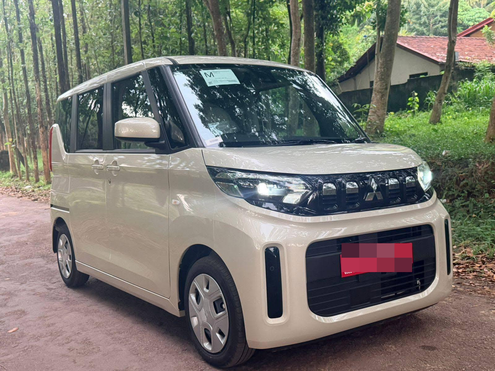 Mitsubishi eK 2024 ads-image-1