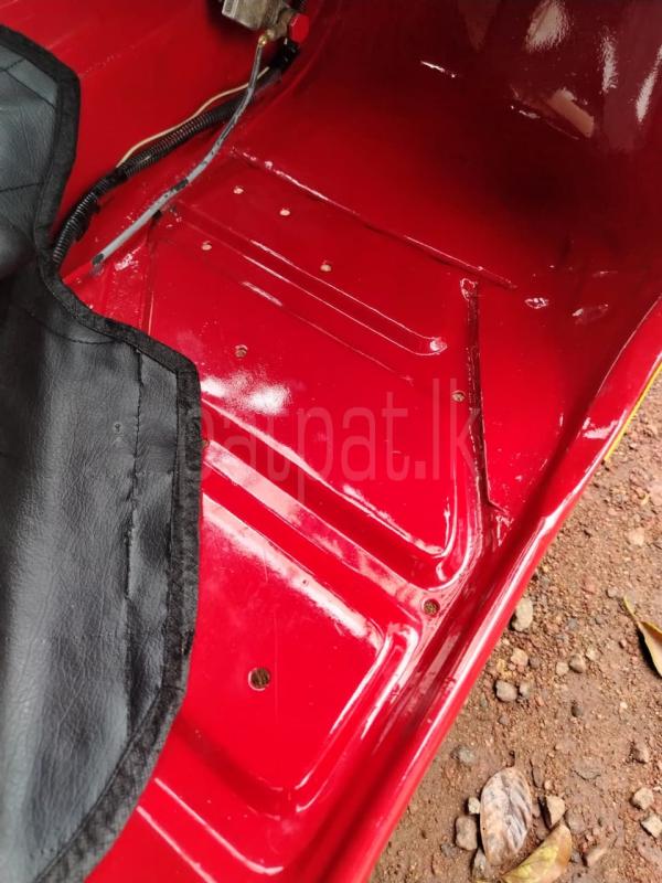 Bajaj 2 stroke 2002 - භාවිතා කරන ලද ත්‍රිරෝද රථය sale in Sri Lanka - patpat.lk
