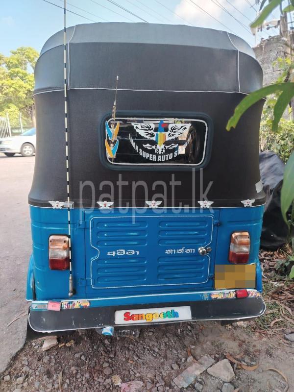 Bajaj 4 stroke 2013 - Used Three wheeler sale in Sri Lanka - patpat.lk