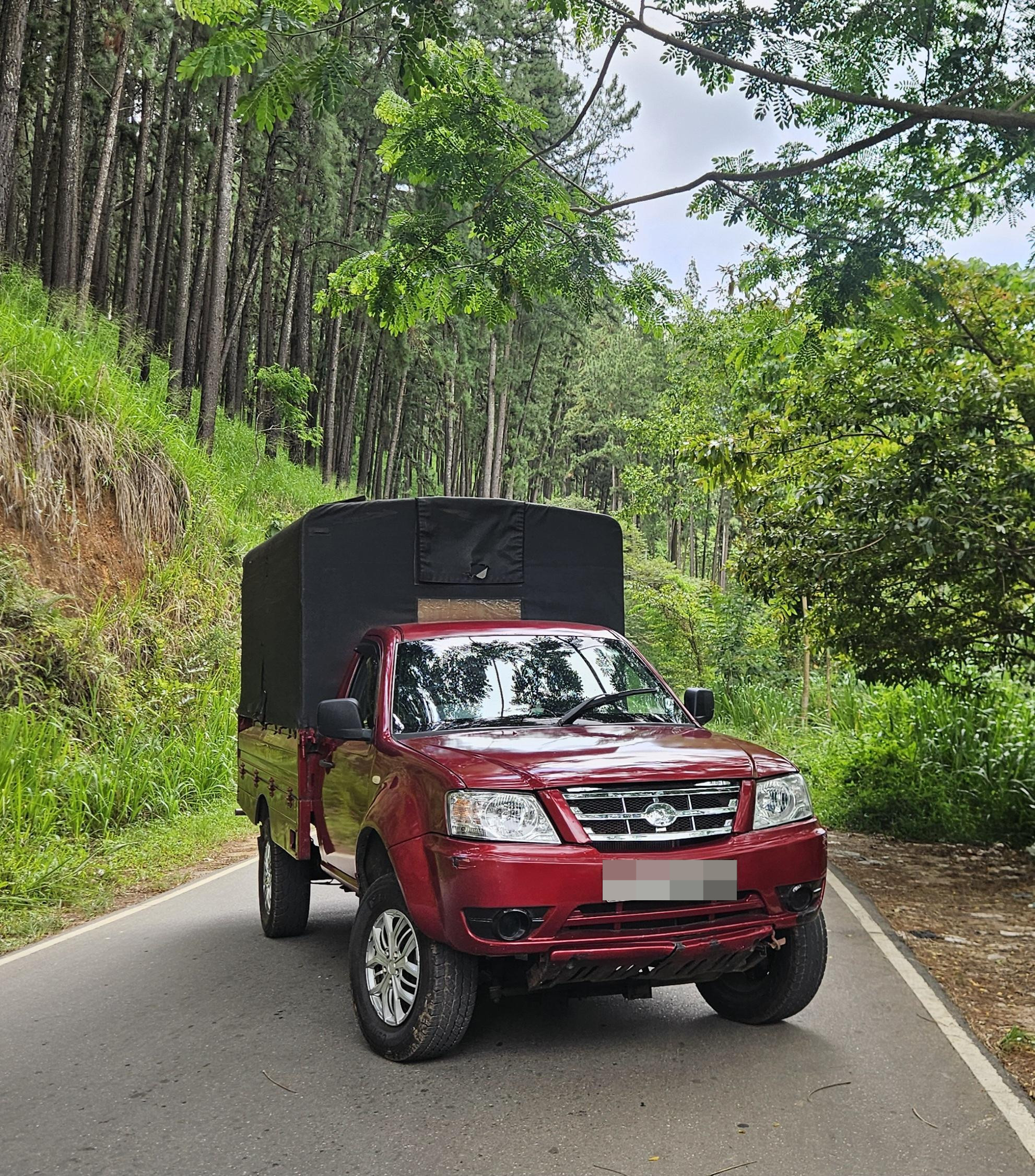 Tata Xenon 2014 ads-image-1