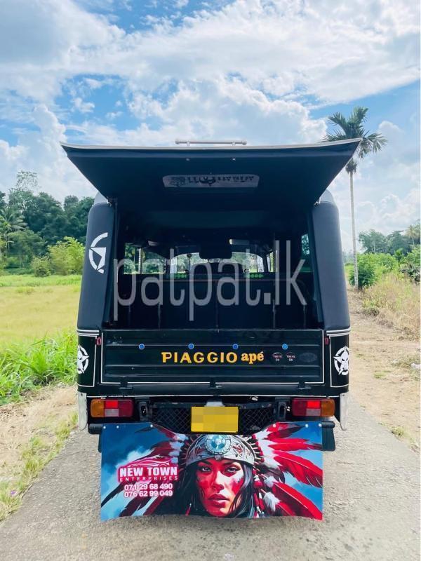 Advertisement image 6