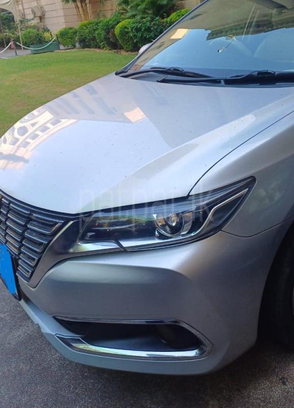 Toyota Premio 2017 - பயன்படுத்தப்பட்டது கார் sale in Sri Lanka - patpat.lk
