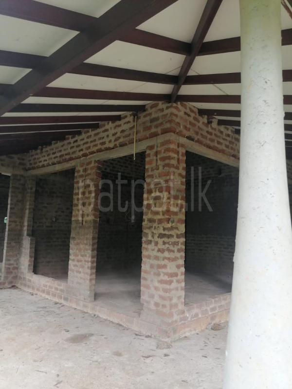 Residential Land for Sale in Mirigama