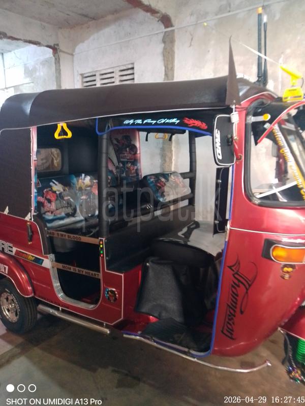 Bajaj Three Wheel 2011 - பயன்படுத்தப்பட்டது முச்சக்கர வண்டி sale in Sri Lanka - patpat.lk