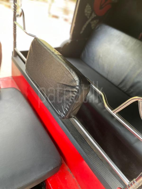 Bajaj Three Wheel 2010 - Used Three wheeler sale in Sri Lanka - patpat.lk