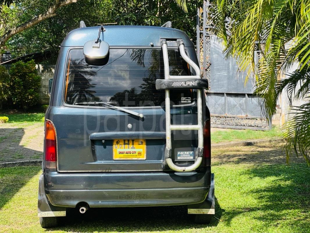 Advertisement image 4