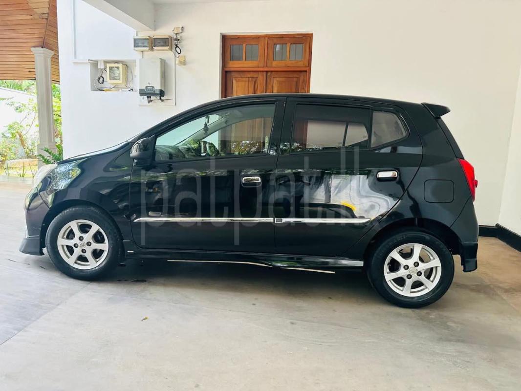 Toyota Wigo 2017 - Used Car sale in Sri Lanka - patpat.lk