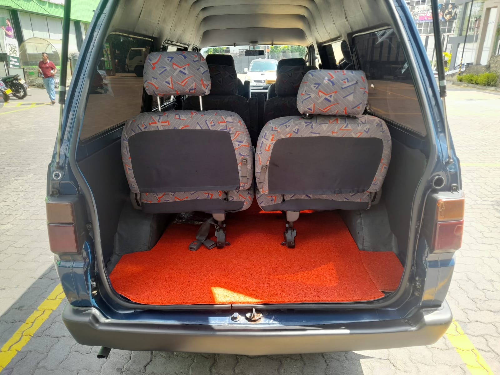 Toyota LiteAce 1992 - Used Van sale in Sri Lanka - patpat.lk