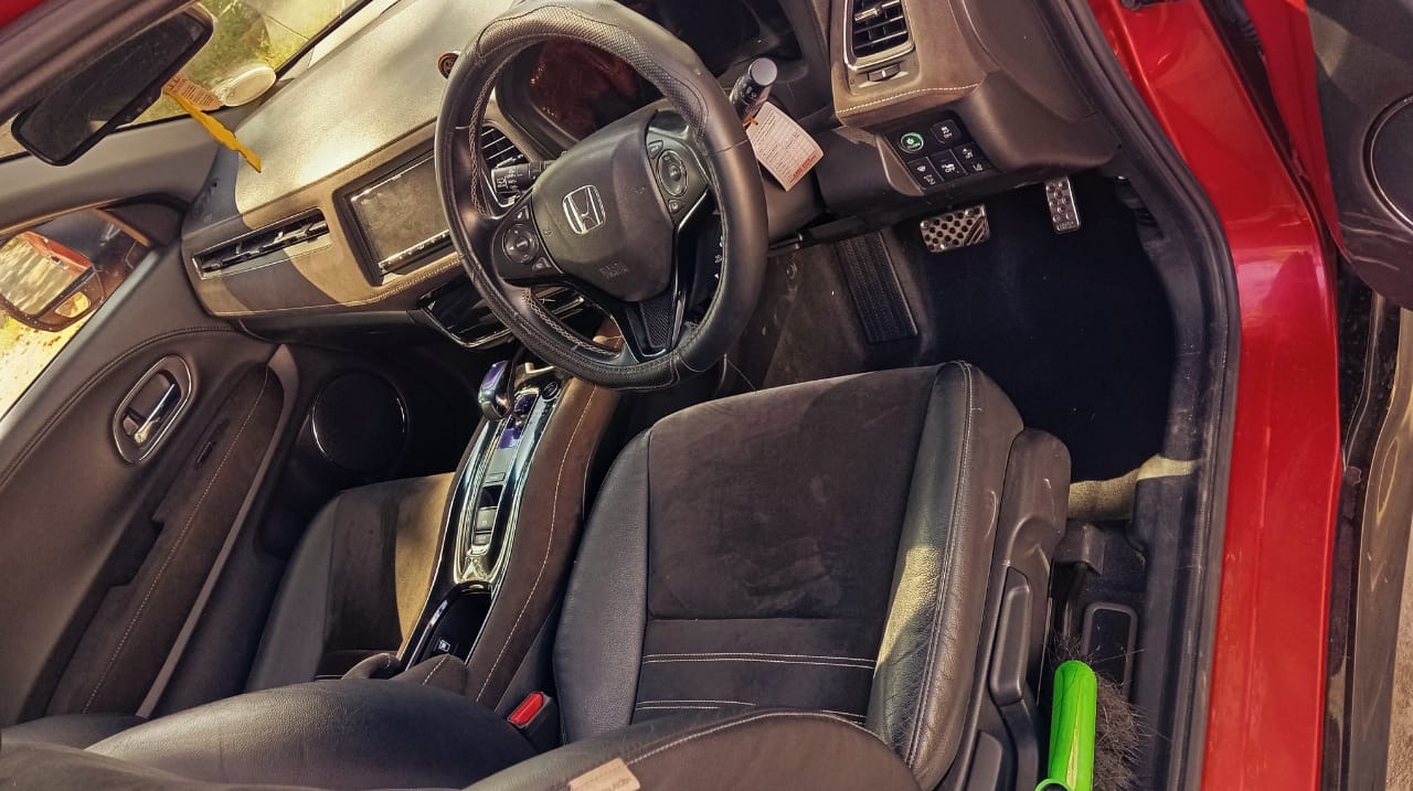 Honda Vezel 2018 - Reconditioned SUV sale in Sri Lanka - patpat.lk