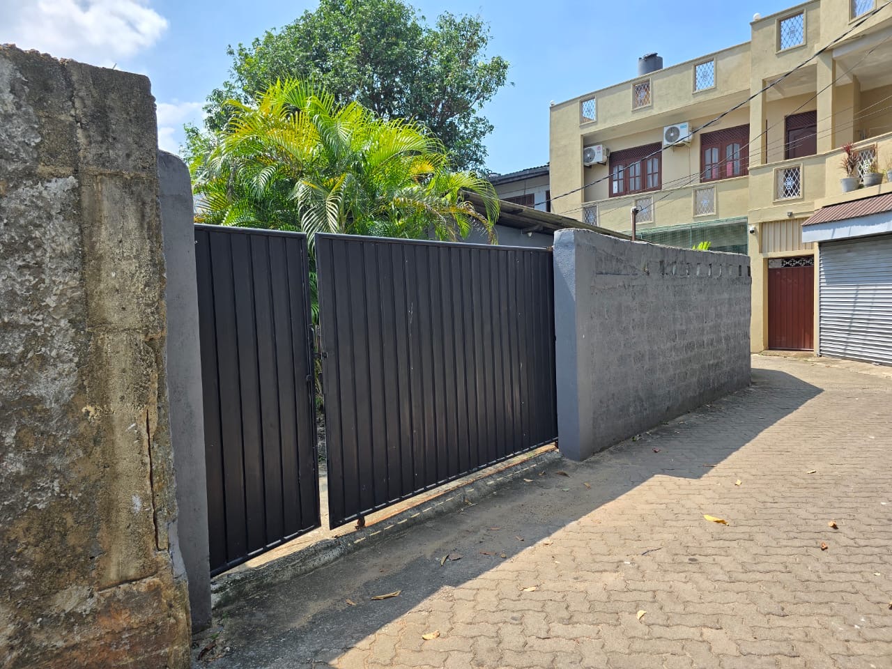 House for Sale in Kalubowila