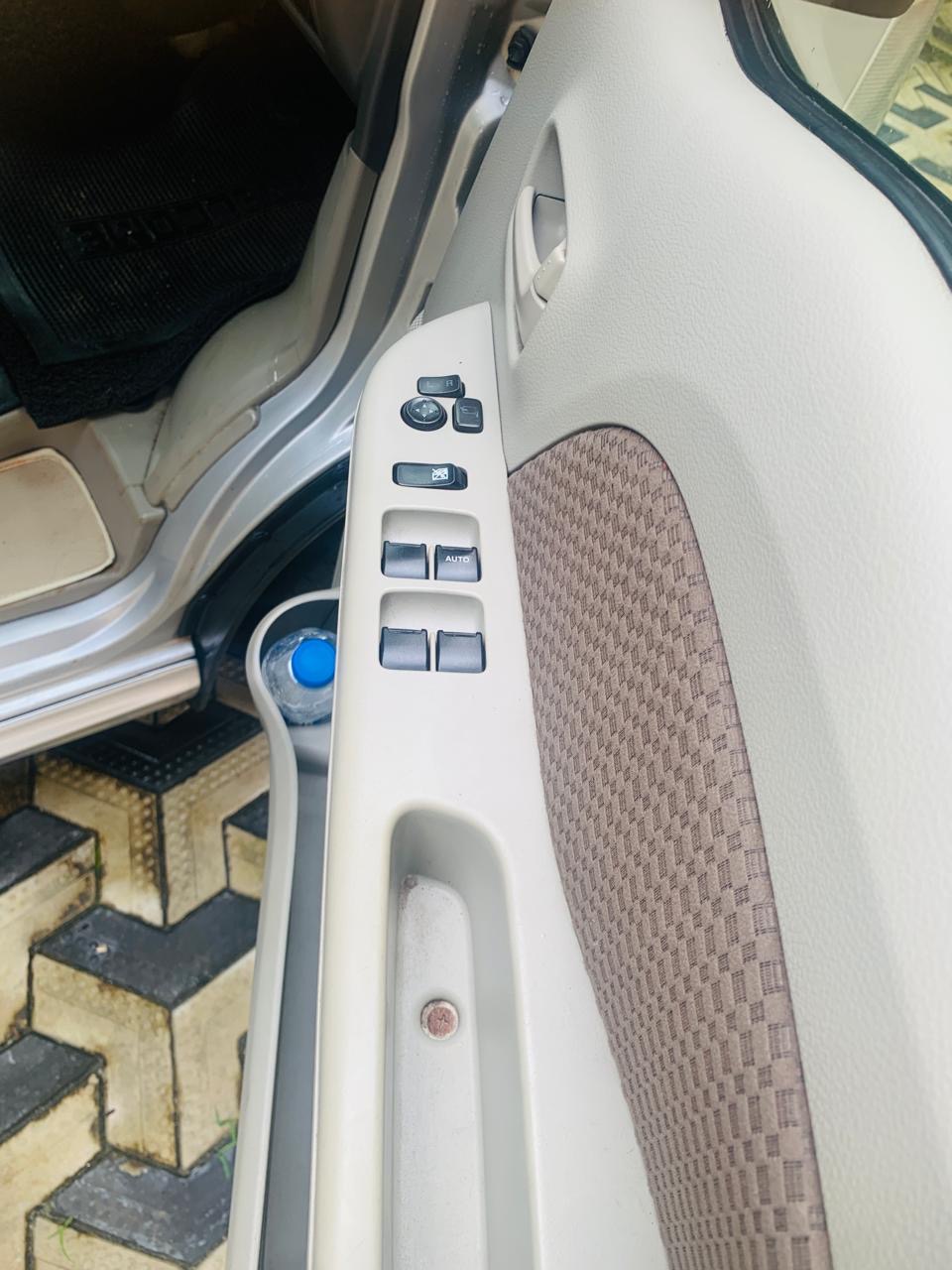 Nissan Clipper 2015 - பயன்படுத்தப்பட்டது கார் sale in Sri Lanka - patpat.lk