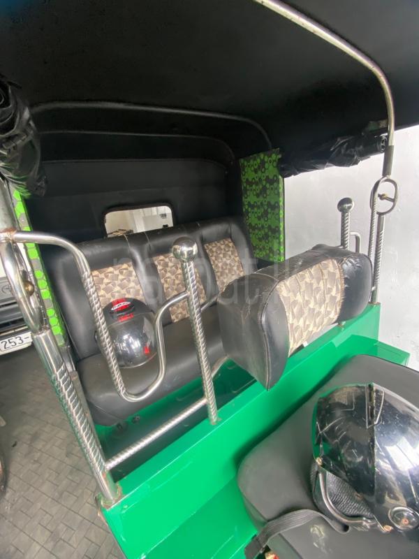 Advertisement image 6