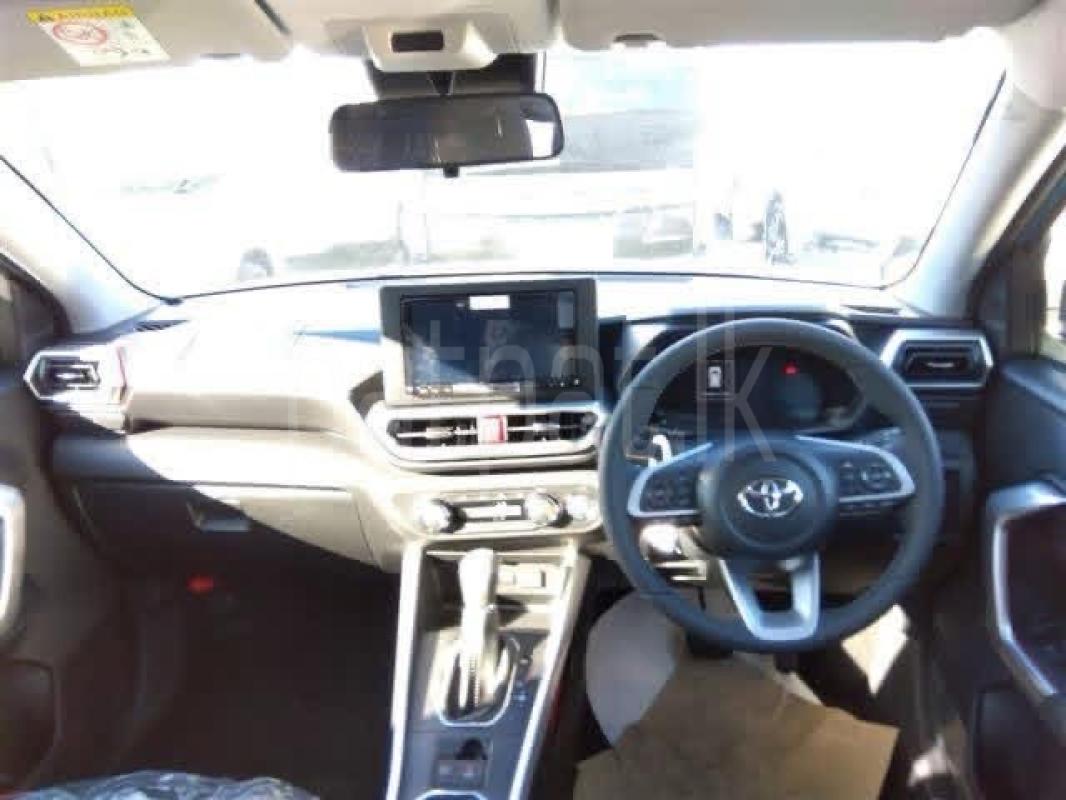 Advertisement image 6