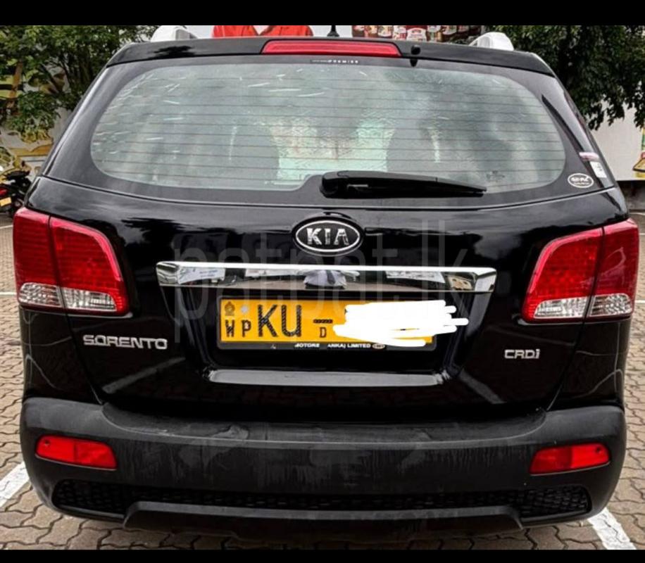 KIA Sorento 2012 - பயன்படுத்தப்பட்டது SUV sale in Sri Lanka - patpat.lk