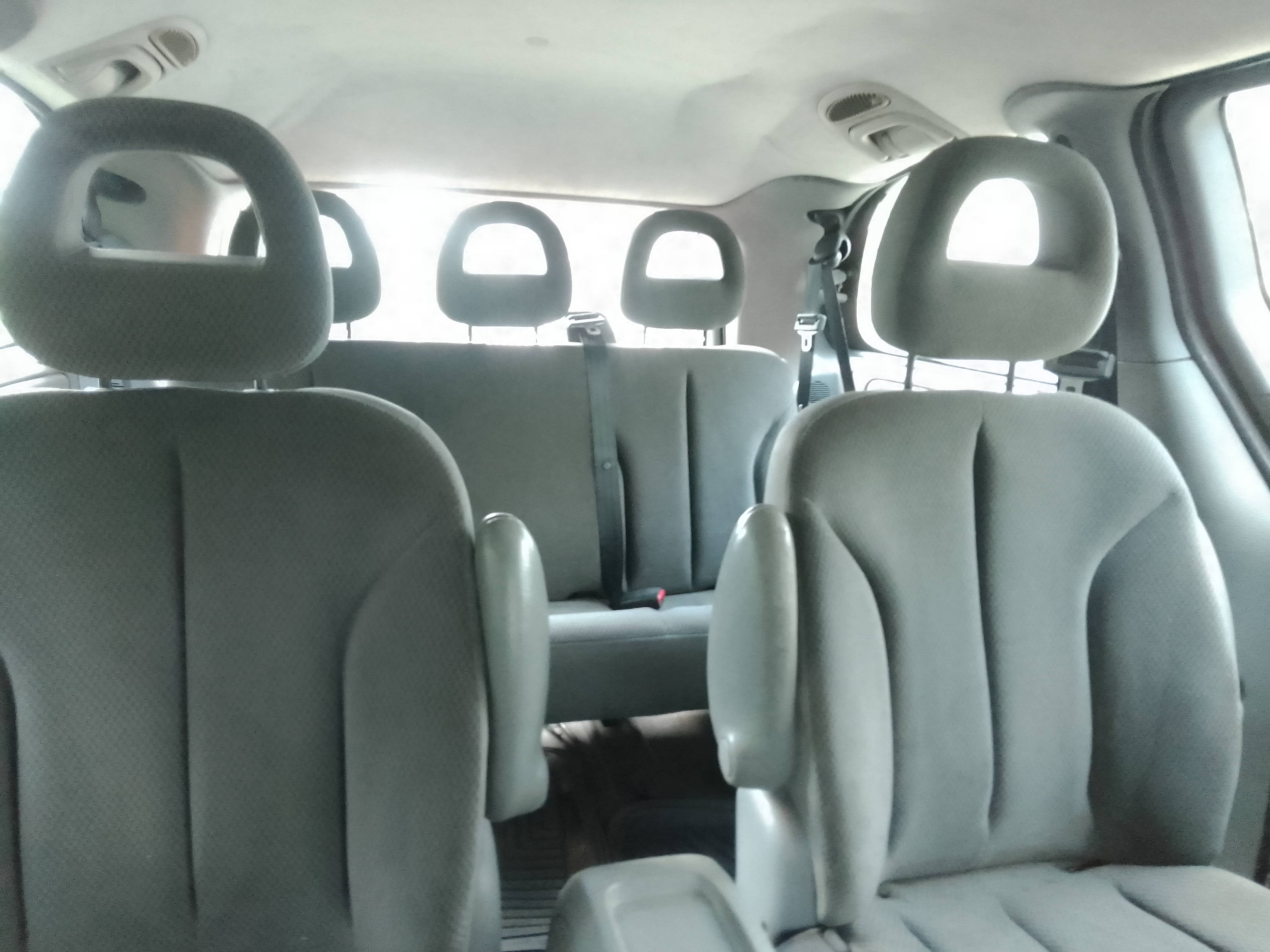 Chrysler Grand Voyager 2004 - Used SUV sale in Sri Lanka - patpat.lk