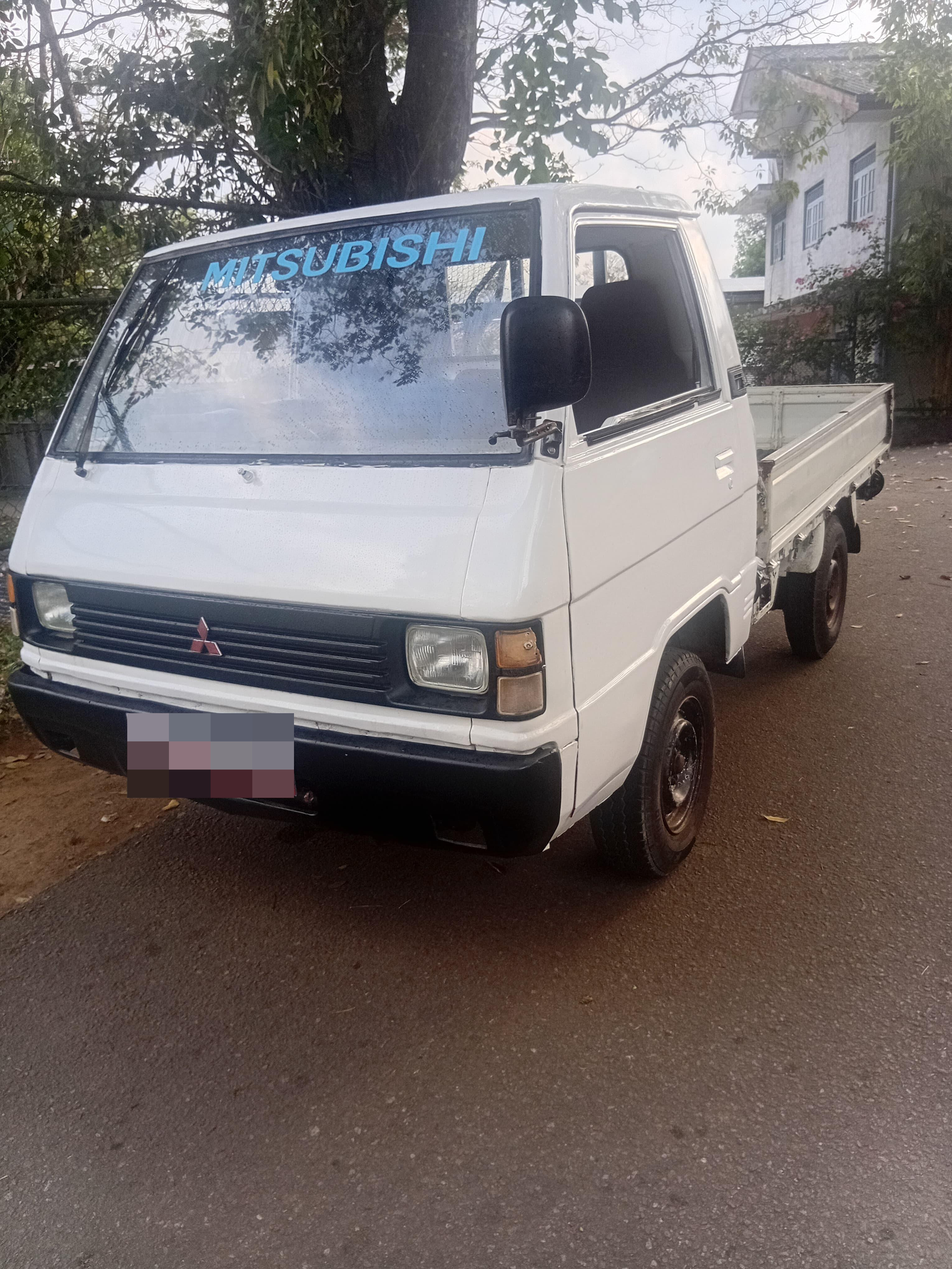 Mitsubishi L300 1985 - Used Truck sale in Sri Lanka - patpat.lk