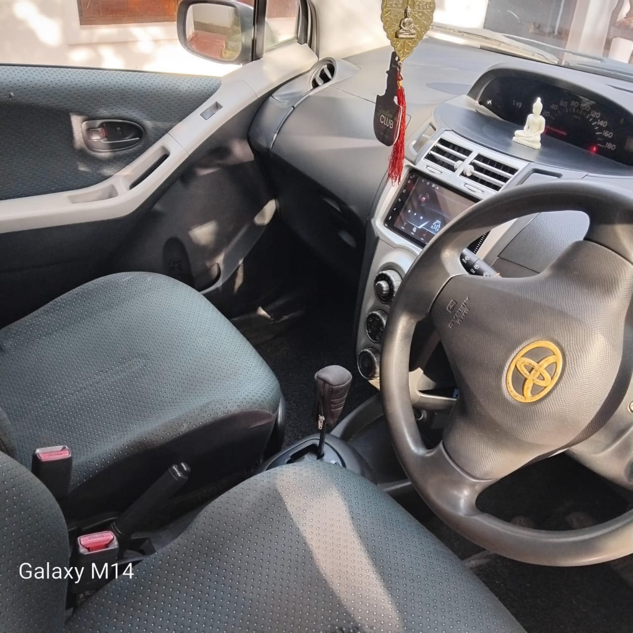 Toyota Vitz 2007 - பயன்படுத்தப்பட்டது கார் sale in Sri Lanka - patpat.lk