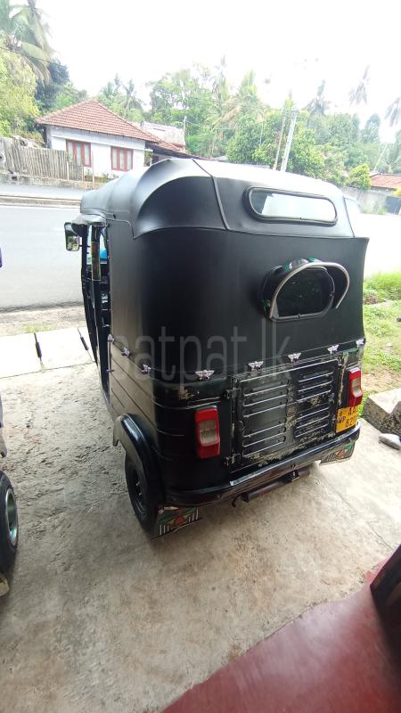 Bajaj Three Wheel 2014 - பயன்படுத்தப்பட்டது முச்சக்கர வண்டி sale in Sri Lanka - patpat.lk