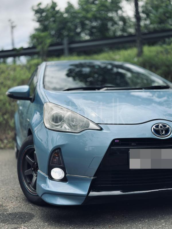 Toyota Aqua 2013 - பயன்படுத்தப்பட்டது கார் sale in Sri Lanka - patpat.lk