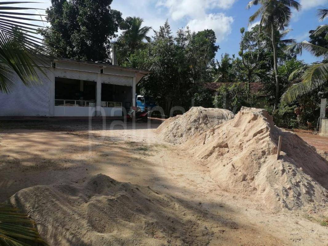 Advertisement image 1