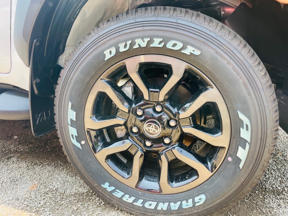 Toyota Hilux 2025 - අලුත් භාණ්ඩ ප්‍රවාහන sale in Sri Lanka - patpat.lk