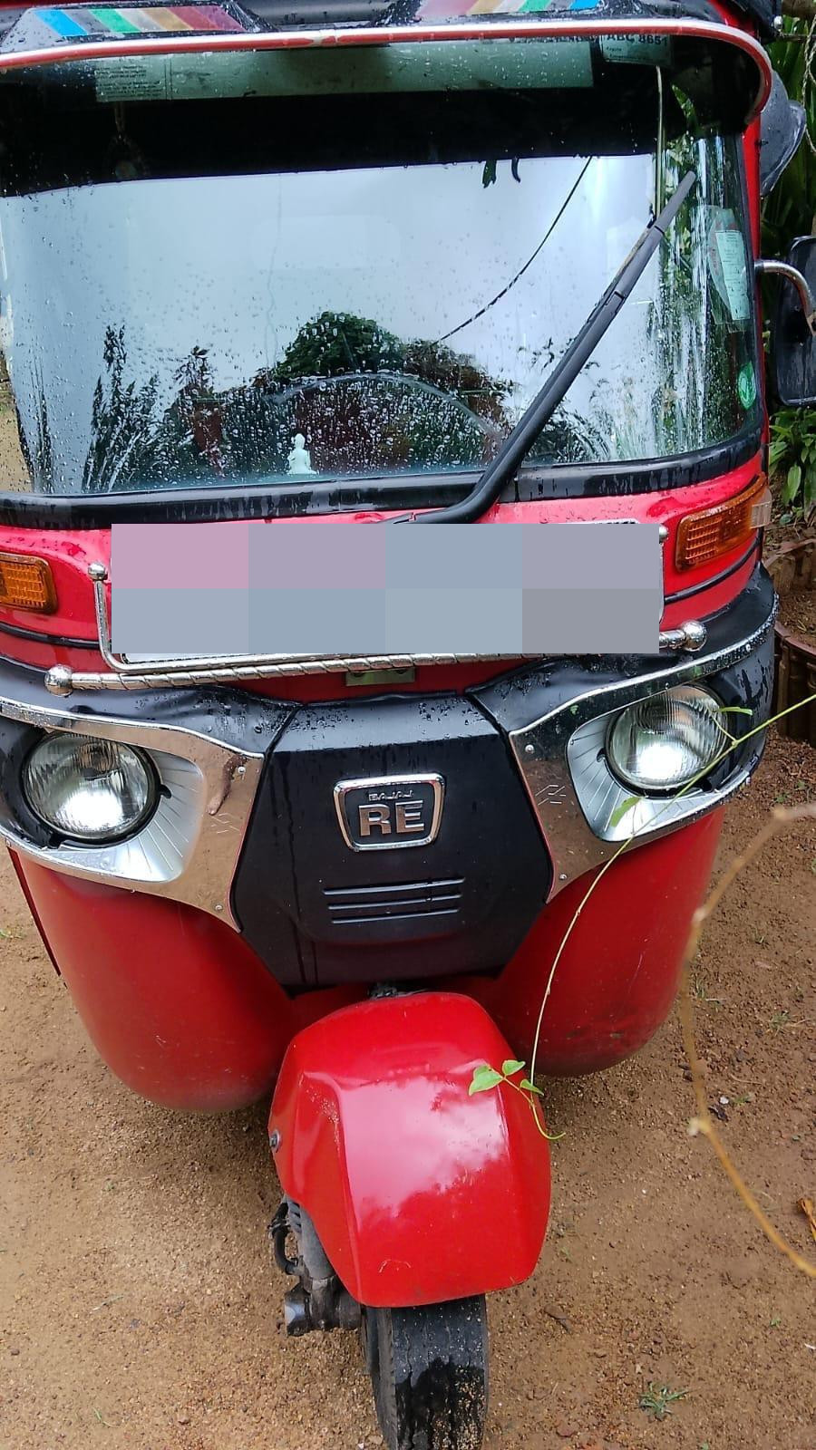 Bajaj 4 stroke 2015 - பயன்படுத்தப்பட்டது முச்சக்கர வண்டி sale in Sri Lanka - patpat.lk