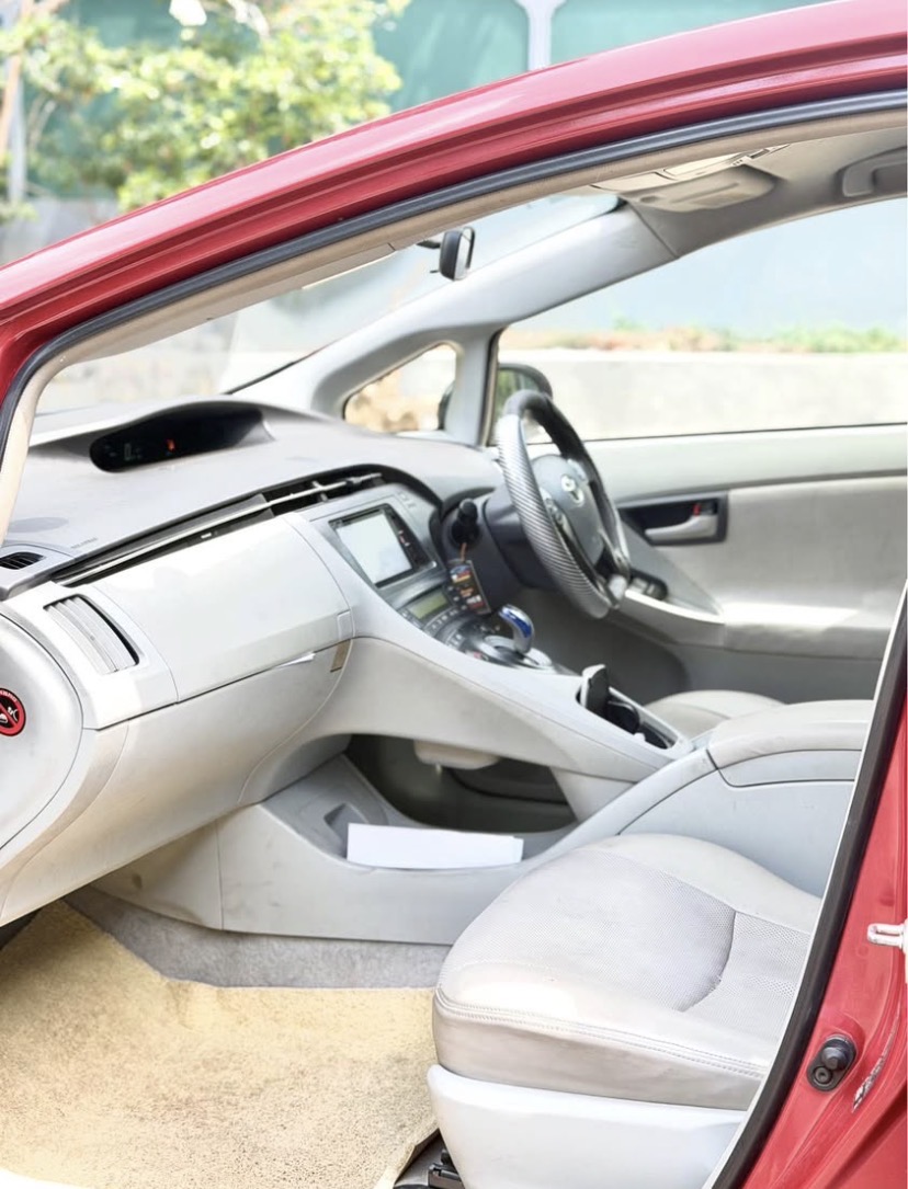 Toyota Prius 2011 - Used Car sale in Sri Lanka - patpat.lk