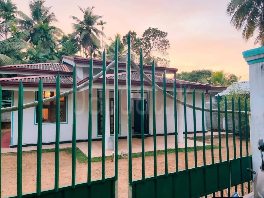 House for Sale in Kurunegala ads-image-1