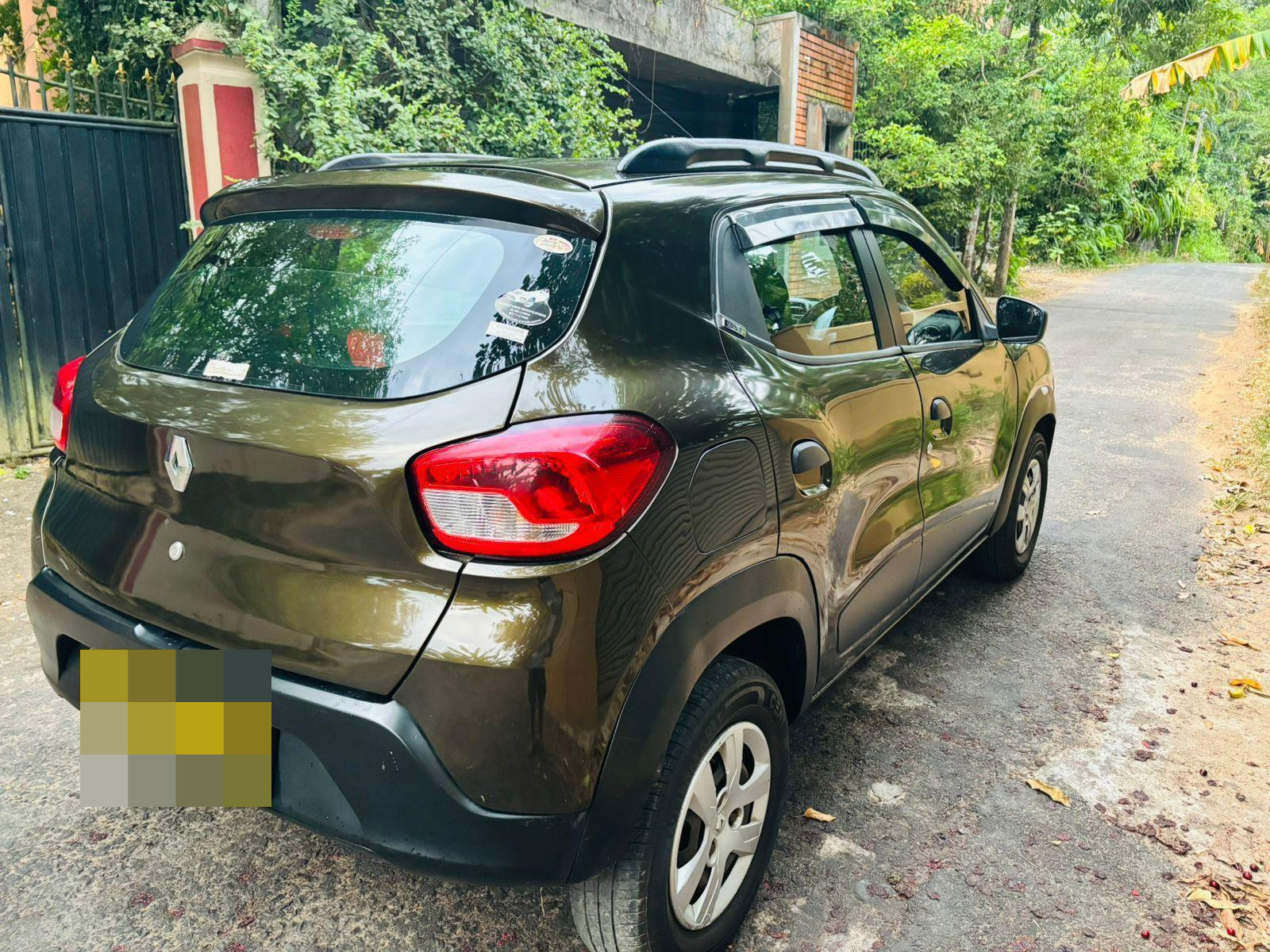 Advertisement image 4