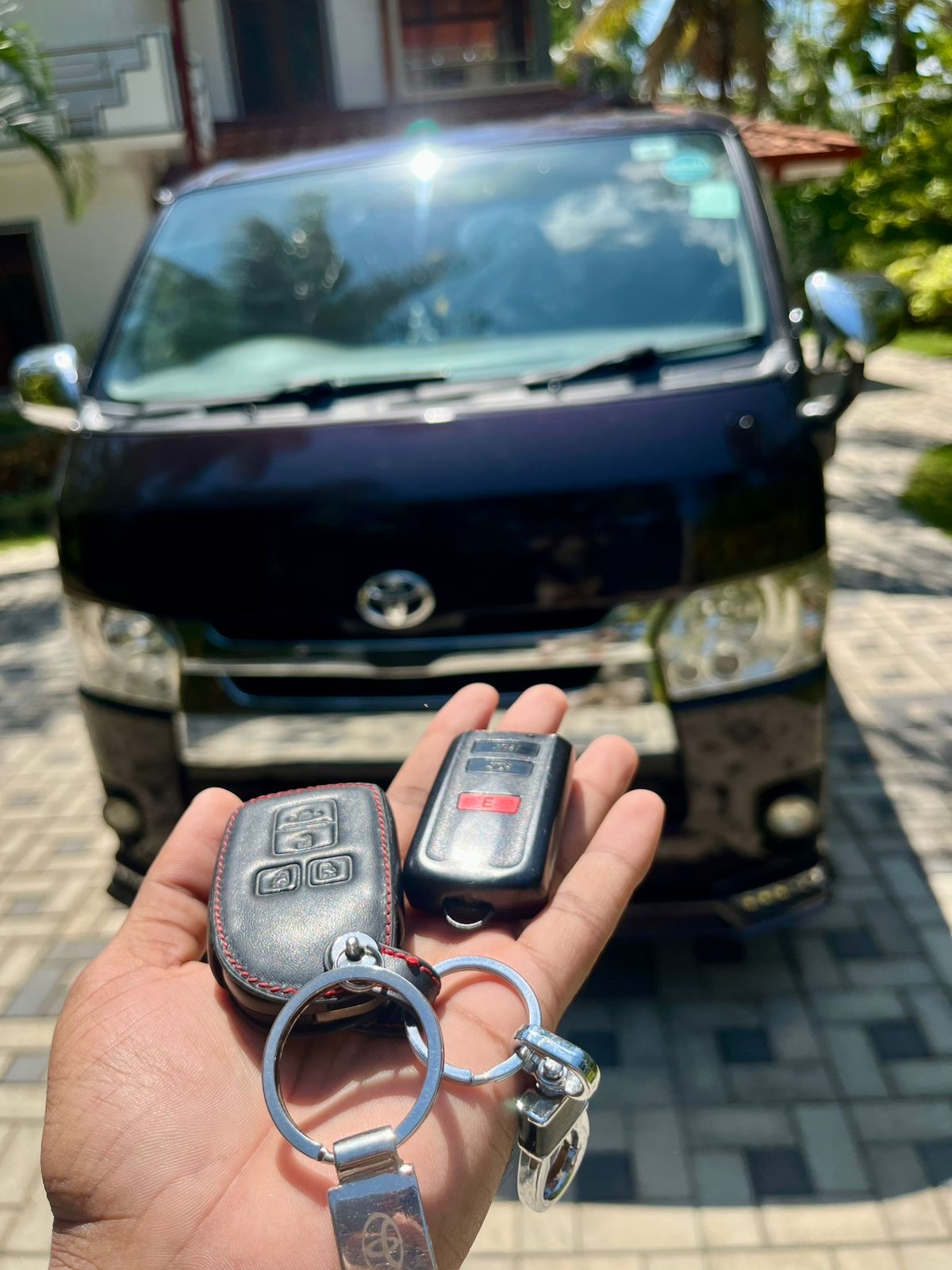 Toyota Hiace 2015 - Used Van sale in Sri Lanka - patpat.lk